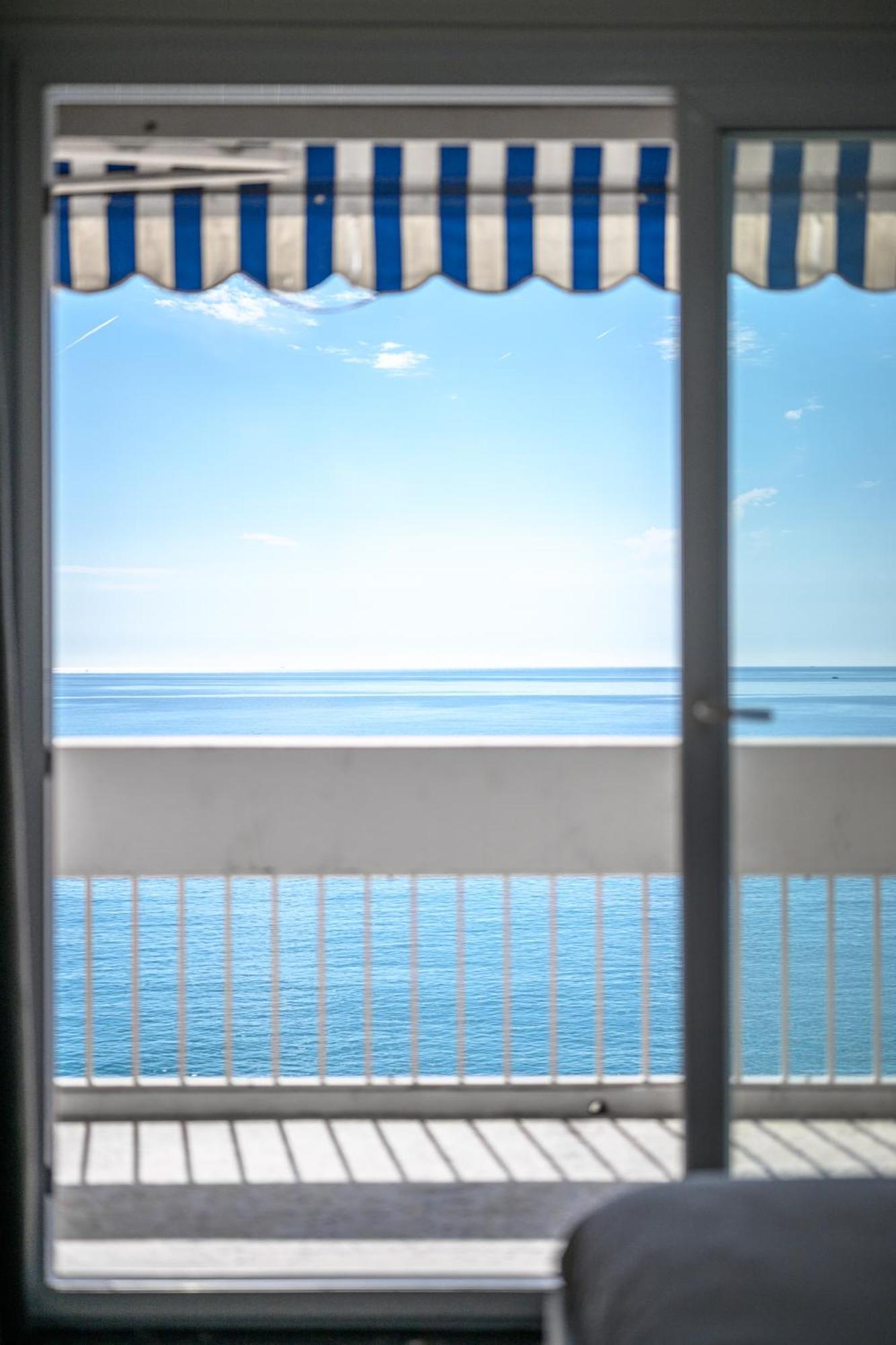Le Panorama -Vue Exceptionnelle - Dernier Etage - Front De Mer 멍똥 외부 사진